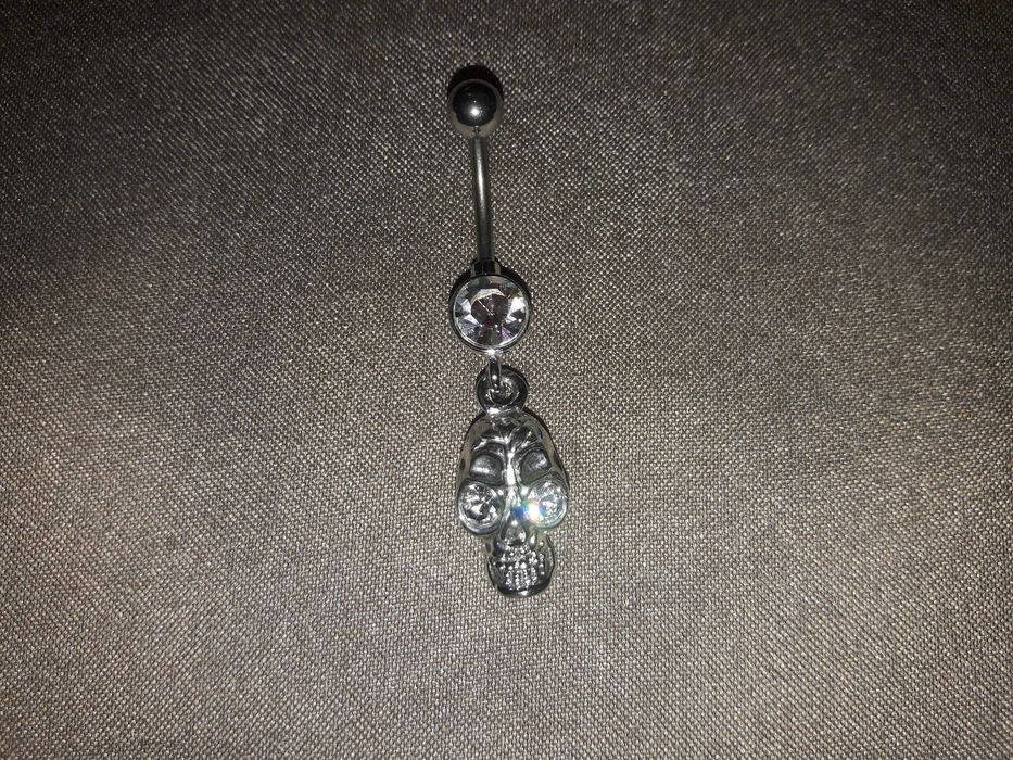 Пирсинг череп, камни swarovski
