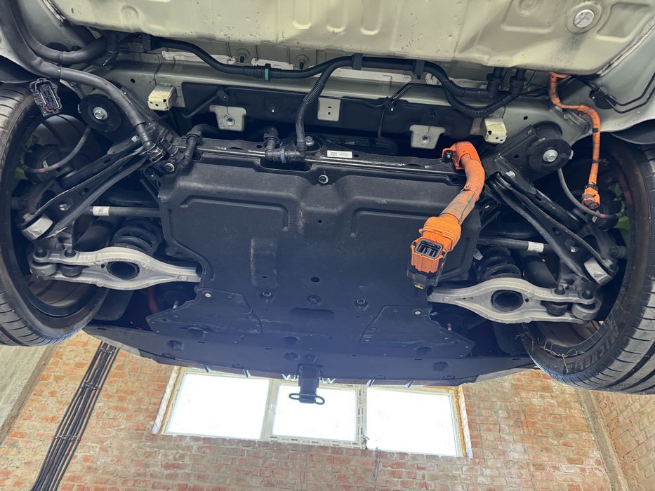 Підвіска подвеска подрамник ричаг стойка Kia EV-6 GT