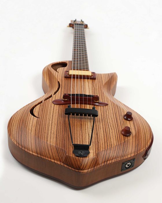 Guitarra archtop