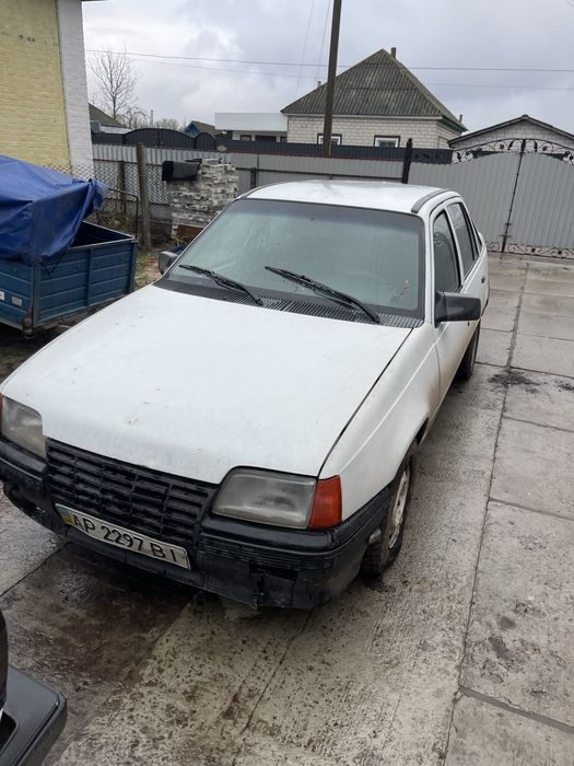 Opel Kadet 1.6 Дизель на ходу