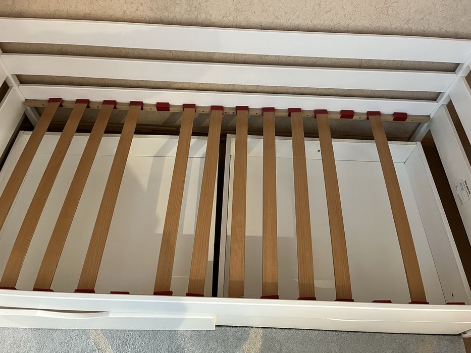 Ліжко деревʼяне, 90х190 см