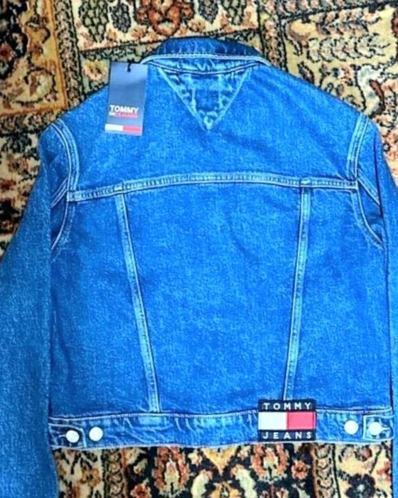 Casaco da ganga Tommy Hilfiger. Tamanhos S/M 85€