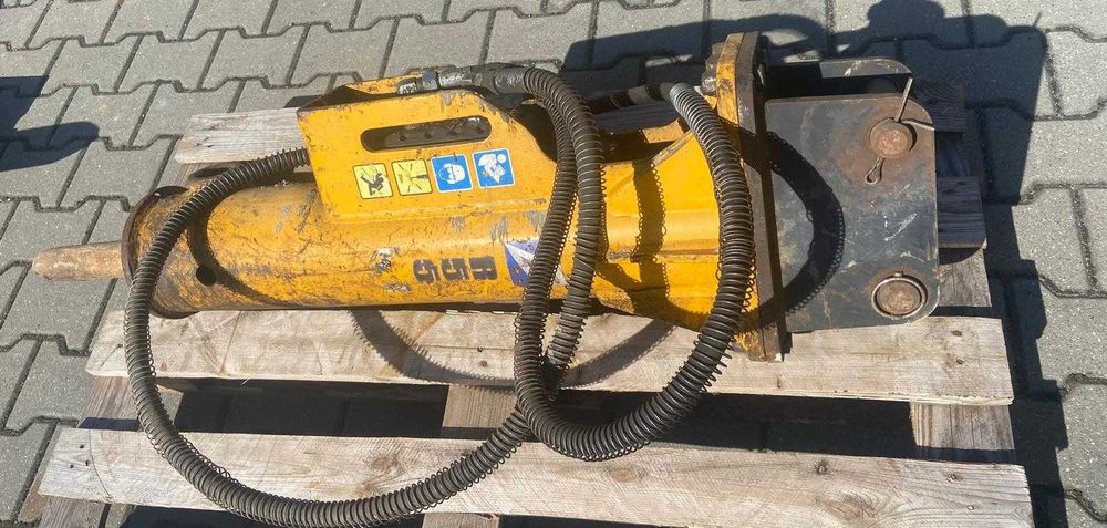 Młot hydrauliczny Arrowhead R55   do maszyn o wadze  2,8 -4 ton     CAT 302.7