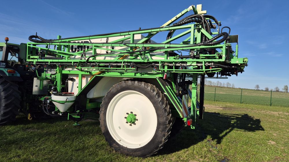 Opryskiwacz CHD 4300L 27m amazone rau