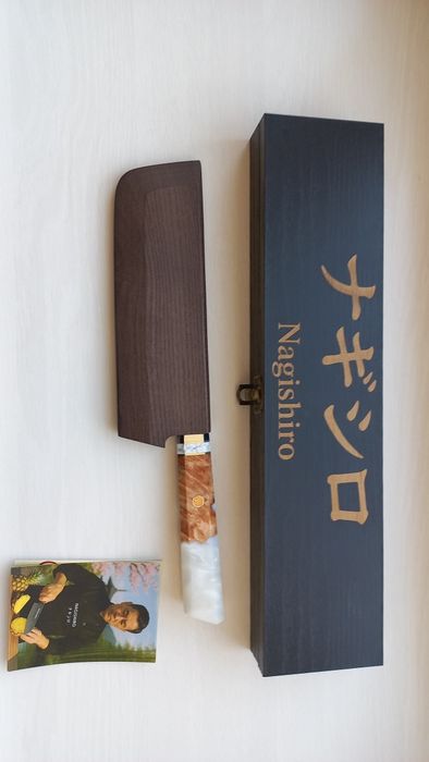 Преміальні японські кухонні ножі Nagishiro — Накирі та Кіріцуке VG-10