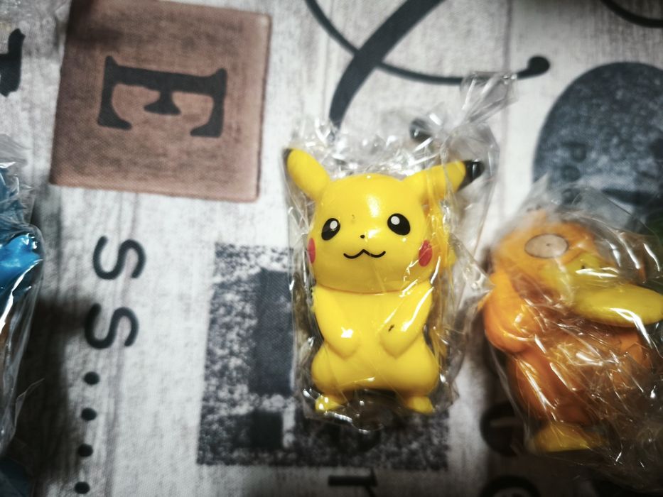 6 Figuras Pokémon