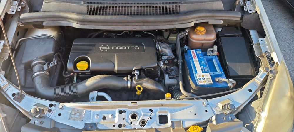 Opel Zafira B 1.7 CDTI 125cv (2008) - Manutenção em dia