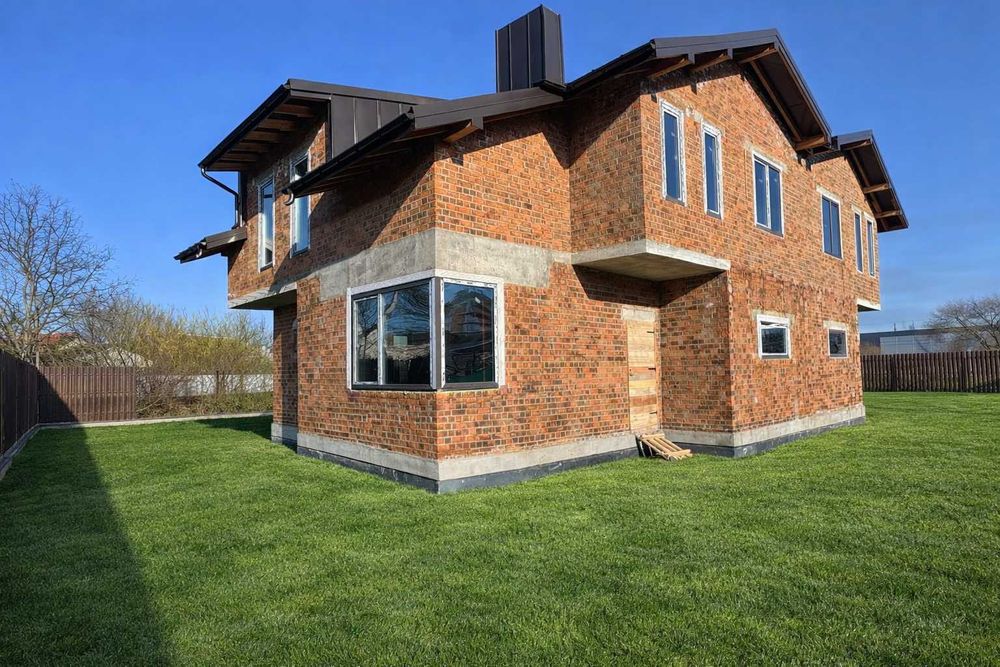 продаємо дуплекс|Винники|165кв.м,5сот