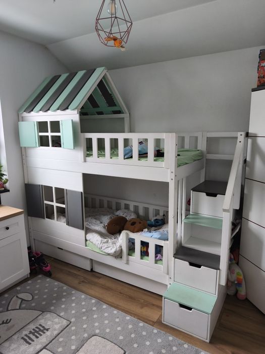 Łóżko piętrowe domek firmy Woodpassion