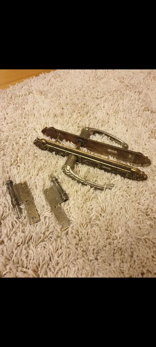 Puxadores e dobradiças vintage para 3 portas64738049172993125