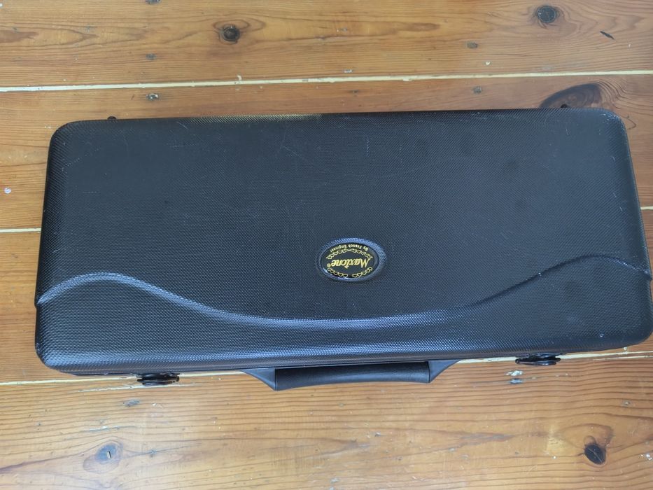 Caixa transportadora para trompete Maxtone