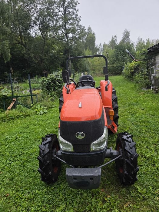 Traktor kubota 285l