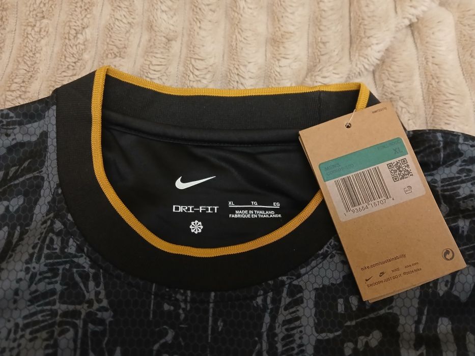 Футболка Nike FCB