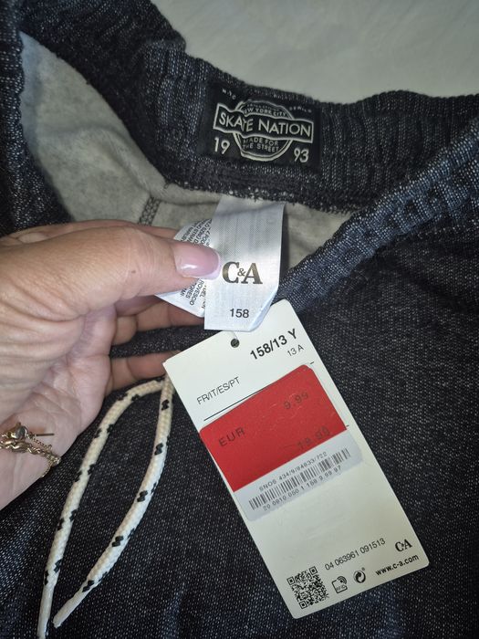 Продам 2і пари штанів 158см на флісі