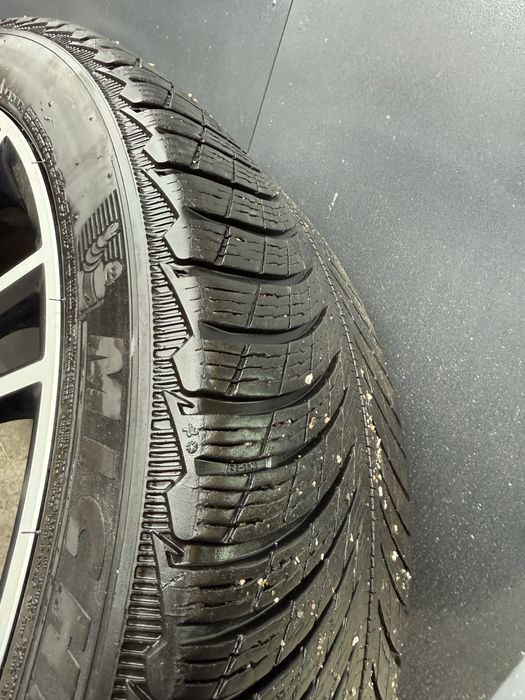 Диски з резиною R21 295/35 Зима