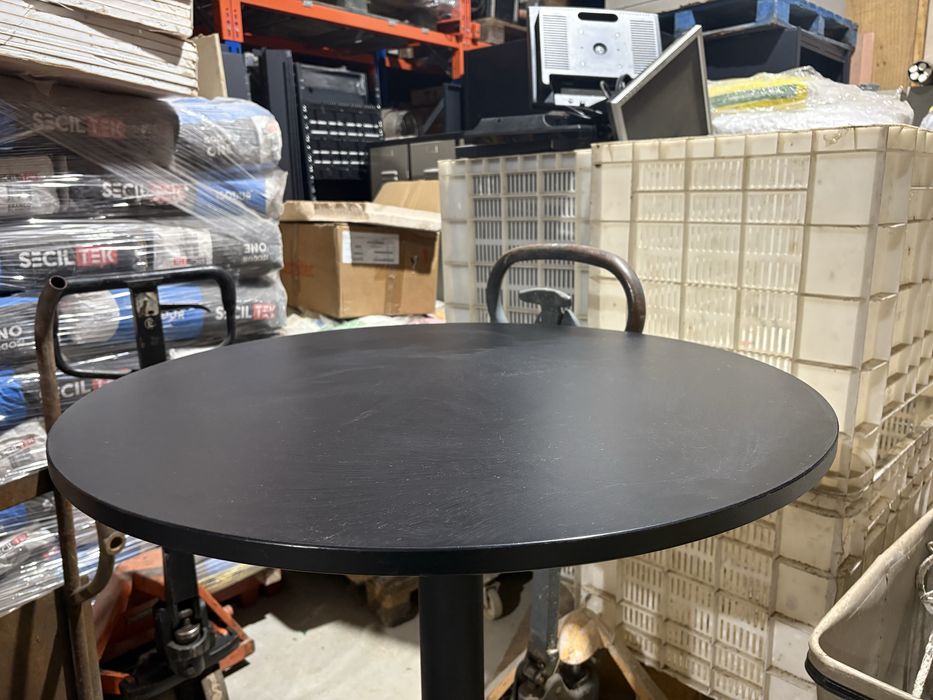 Mesa Redonda em MDF e Ferro D80cm, A 1,04mt