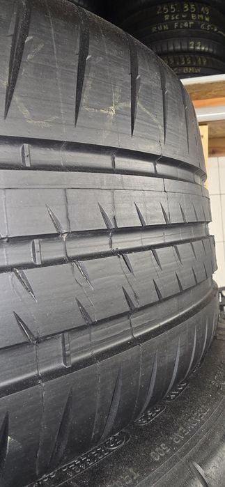 235/35/19  Michelin pilot Cup 2, Nowa, MO Mercedes  1sz 5,5-6mm z 19r.