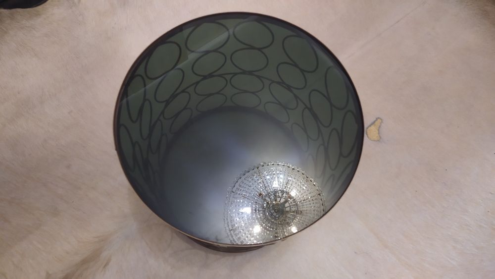 1 mesa de apoio dourada c/ vidro NOVA