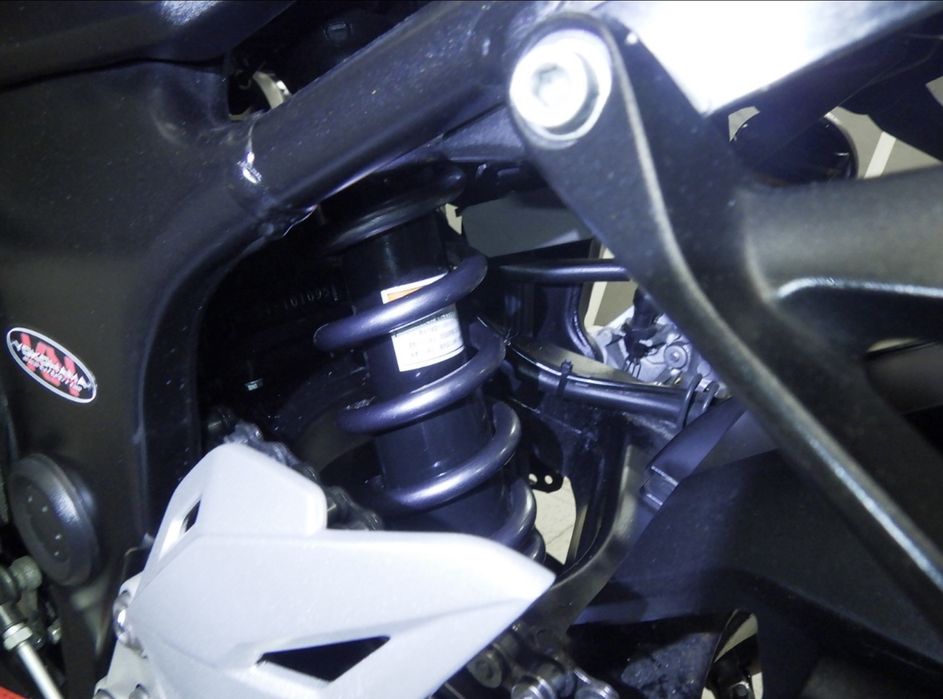 Suzuki GSR-750 Сузуки з Японії