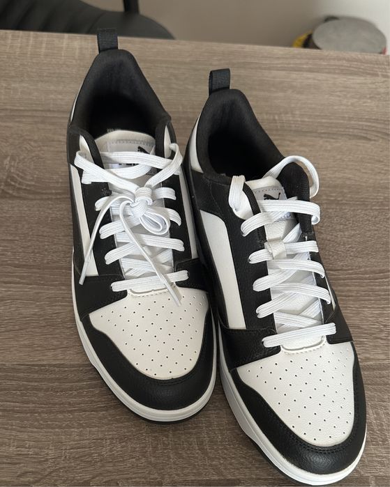 нові чоловічі кеди Puma