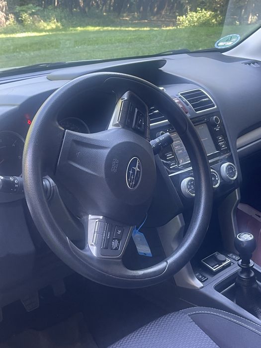 Автомобіль позашляховик  Subaru