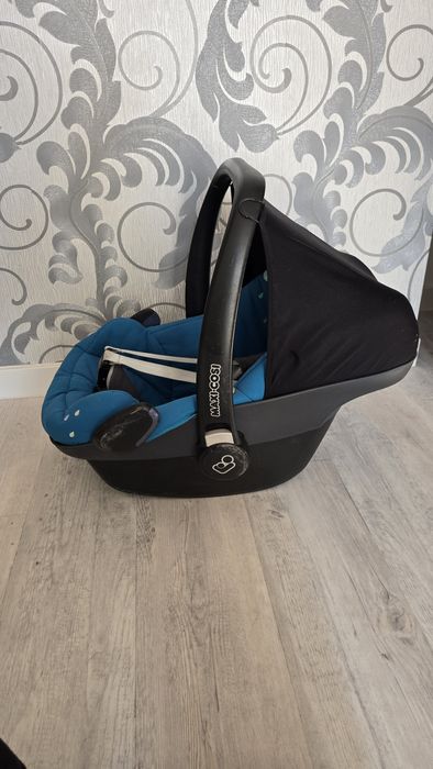Fotelik samochodowy Maxi Cosi nosidełko