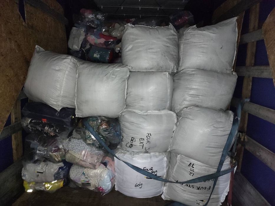 ДОПОМОЖЕМО Відкрити магазин секонд хенду!