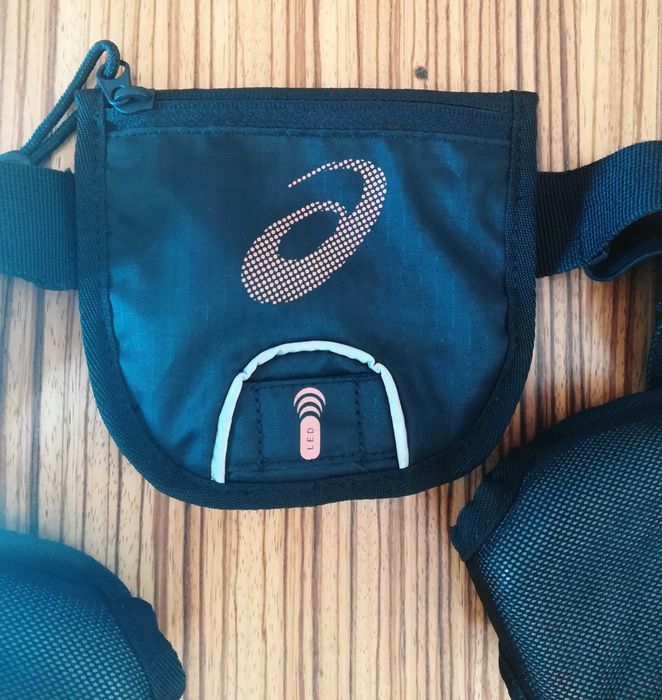 ASICS Running Bottle Belt pas do biegania 4 bidony po 170 ml stan bdb