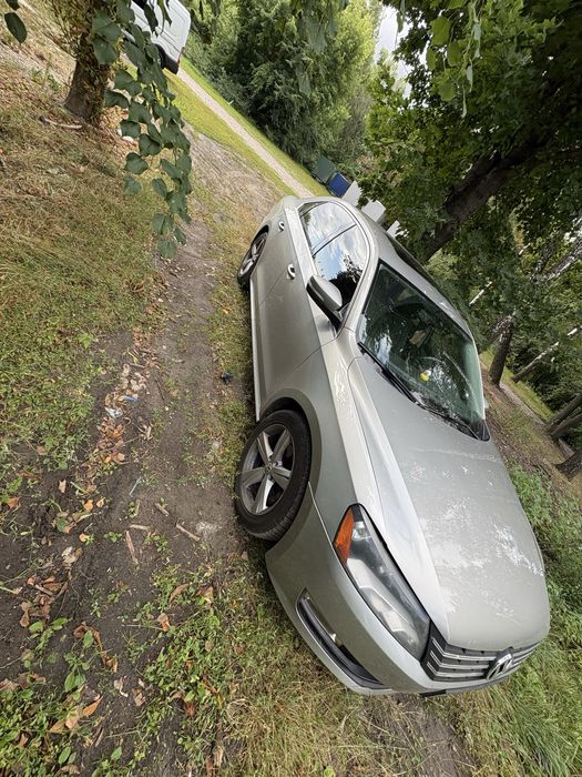 Продаж Volkswagen Passat B7