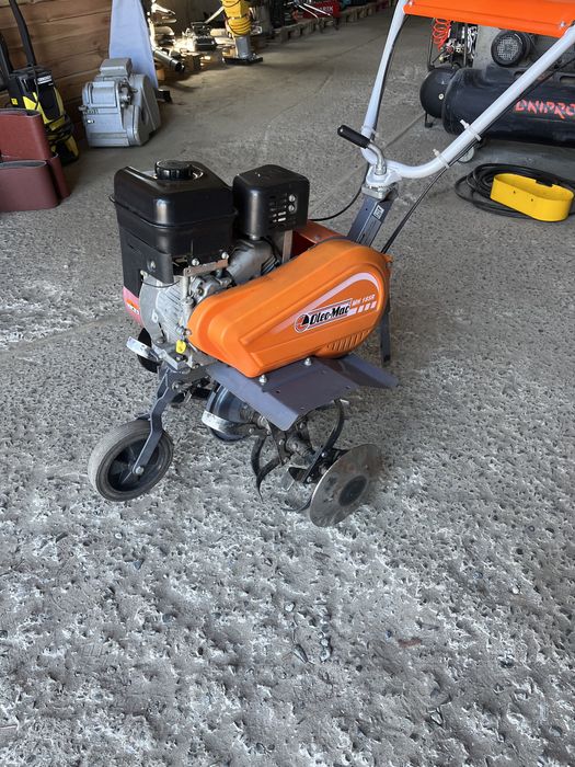 Аренда Оренда миючого пилососу Karcher будівельний інструмент