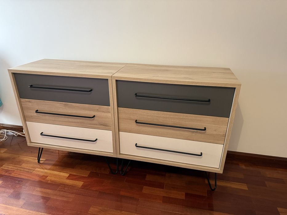 Duas Comodas em estado novo, cada uma 70€ se for as duas 130€