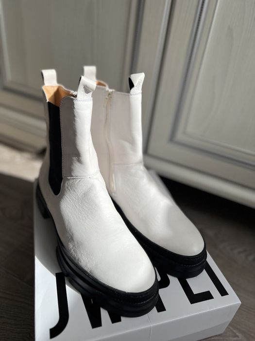 Черевики жіночі шкіряні Lloyd нові 41 розмір