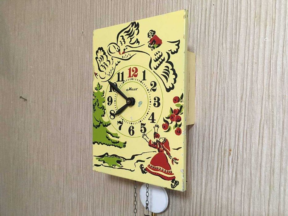 Годинник ходики настінний механічний Маяк "Гуси-Лебеді"