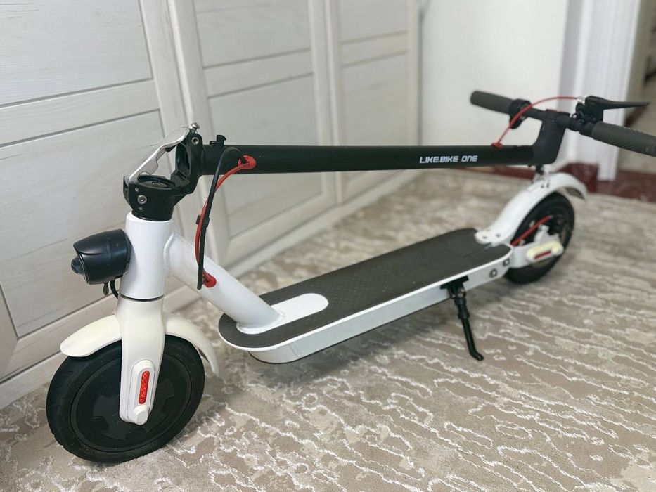 Електро самокат.