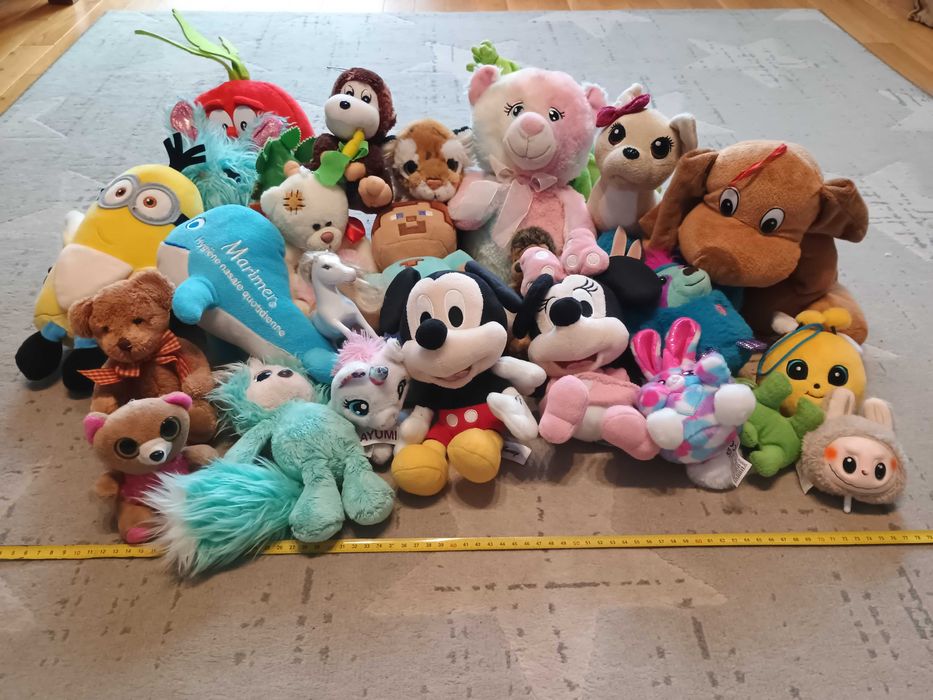 Pluszaki, przytulaki, zabawki komplet ok. 30 szt Myszka Miki, Minionki