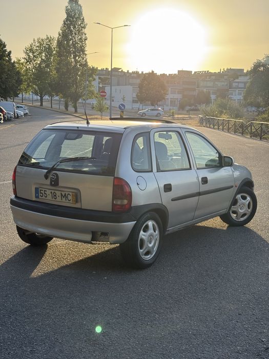 Opel Corsa B Gasolina