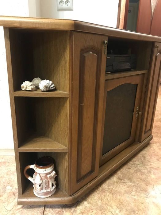 Тумба под телевизор