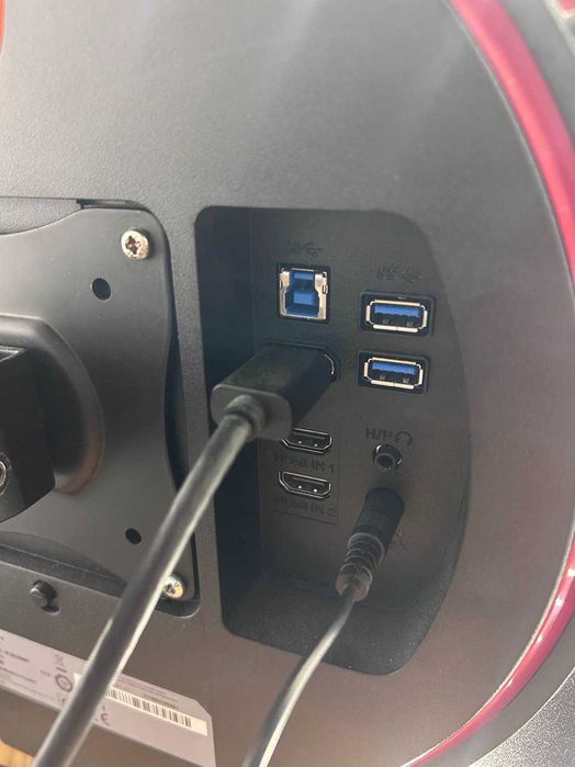 Monitor LG UltraGear 27GP850-B - QHD 27 IPS 180Hz G-Sync