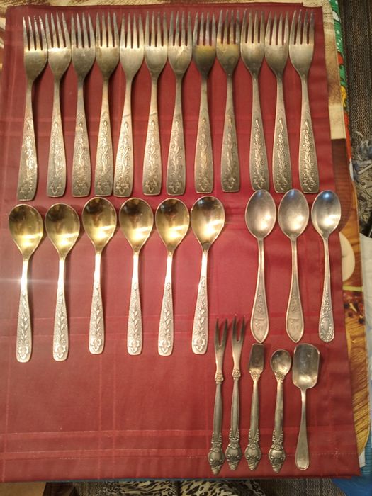 ,Ложки и вилки мельхиоровые  и нержавейка