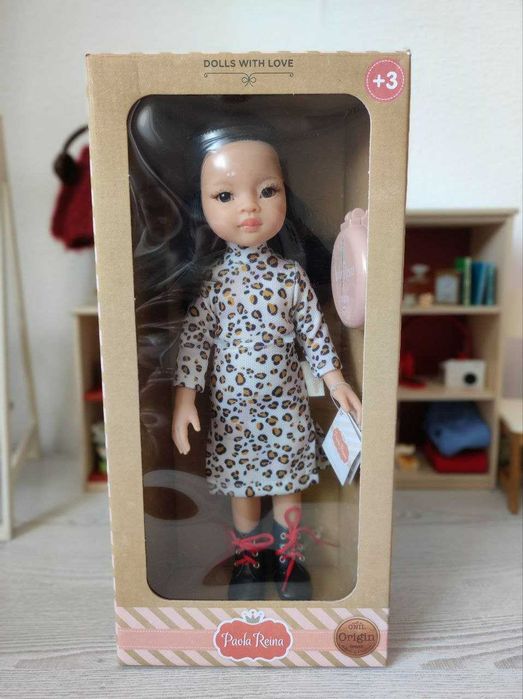 Кукла азиатка Лиу Паола Рейна лялька Liu Paola Reina 14789, 32 см