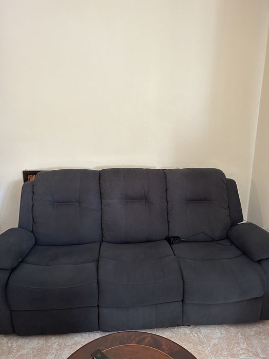 Sofá Reclinável de 3 Lugares