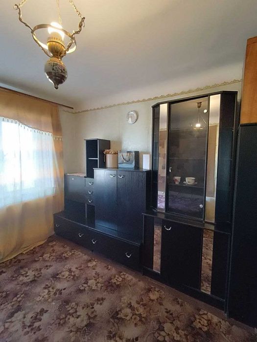 Дві кімнати в гуртожитку, терміново