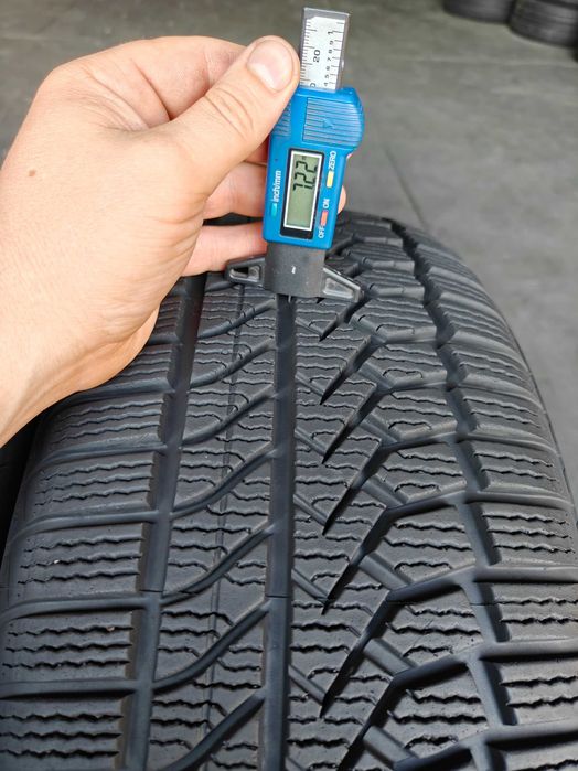 Шини зимові R17 225/55 101V XL Goodride комплект не дорого продам