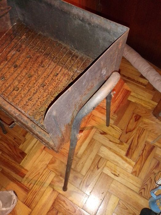Pertende Grelhar arlivre?Grelhador Grandevintage4Pernas10E-SE4EDesde2E