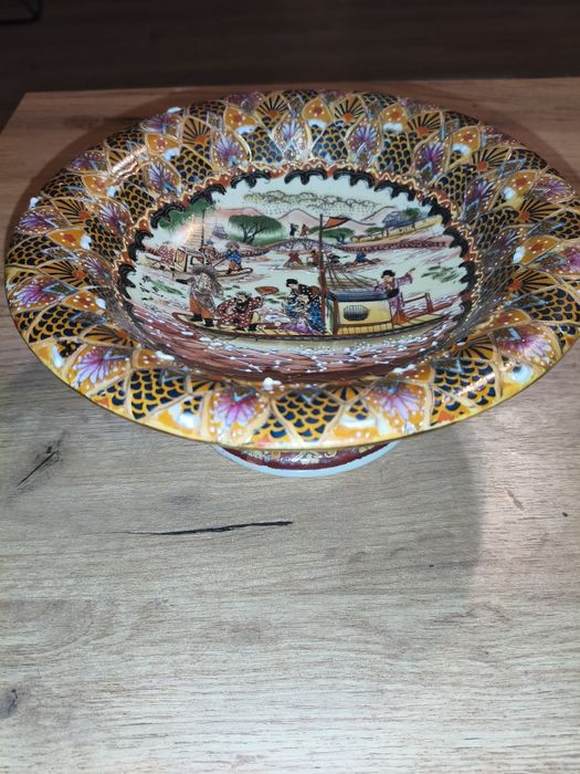 Misa na nóżce, chińska porcelana stan idealny