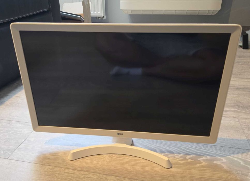 TV / Monitor LG 24 TQ510S-WZ