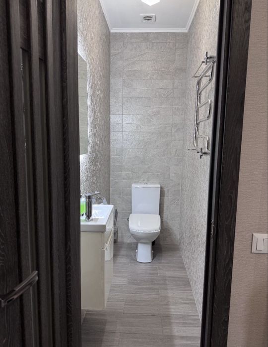 Продається 2-х кімнатна квартира на Каскаді