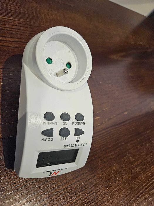 programator czasowy do gniazdka