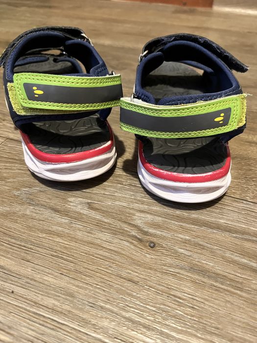 Босоножки фірмові