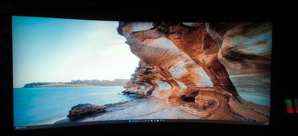 Монітор G190A Gurved gaming 34 дюйми 4к 100 Hz 1800R